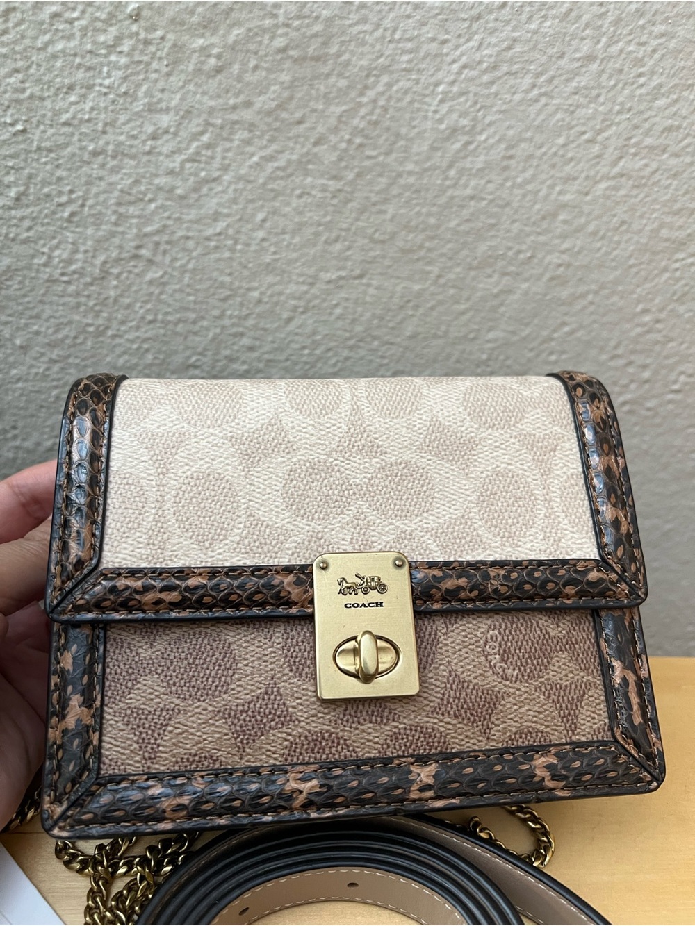 NWT Coach Women Hutton Belt Bag In Blocked Signature Canvas With Snakeskin - Picture 5 of 11